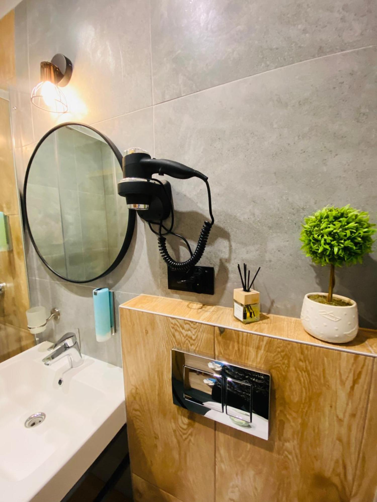 Krakow Apartments & Rooms Ngoại thất bức ảnh