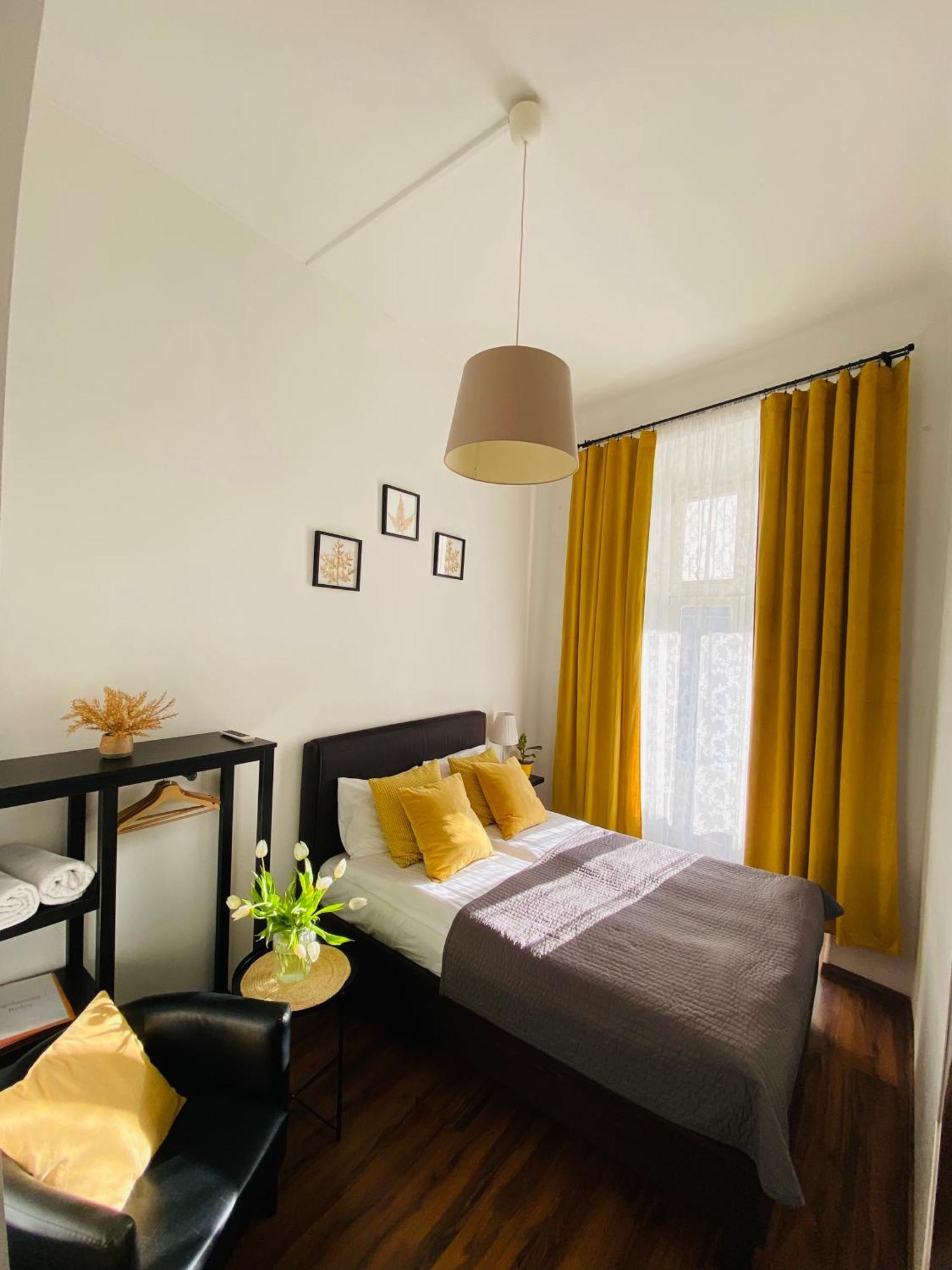 Krakow Apartments & Rooms Ngoại thất bức ảnh