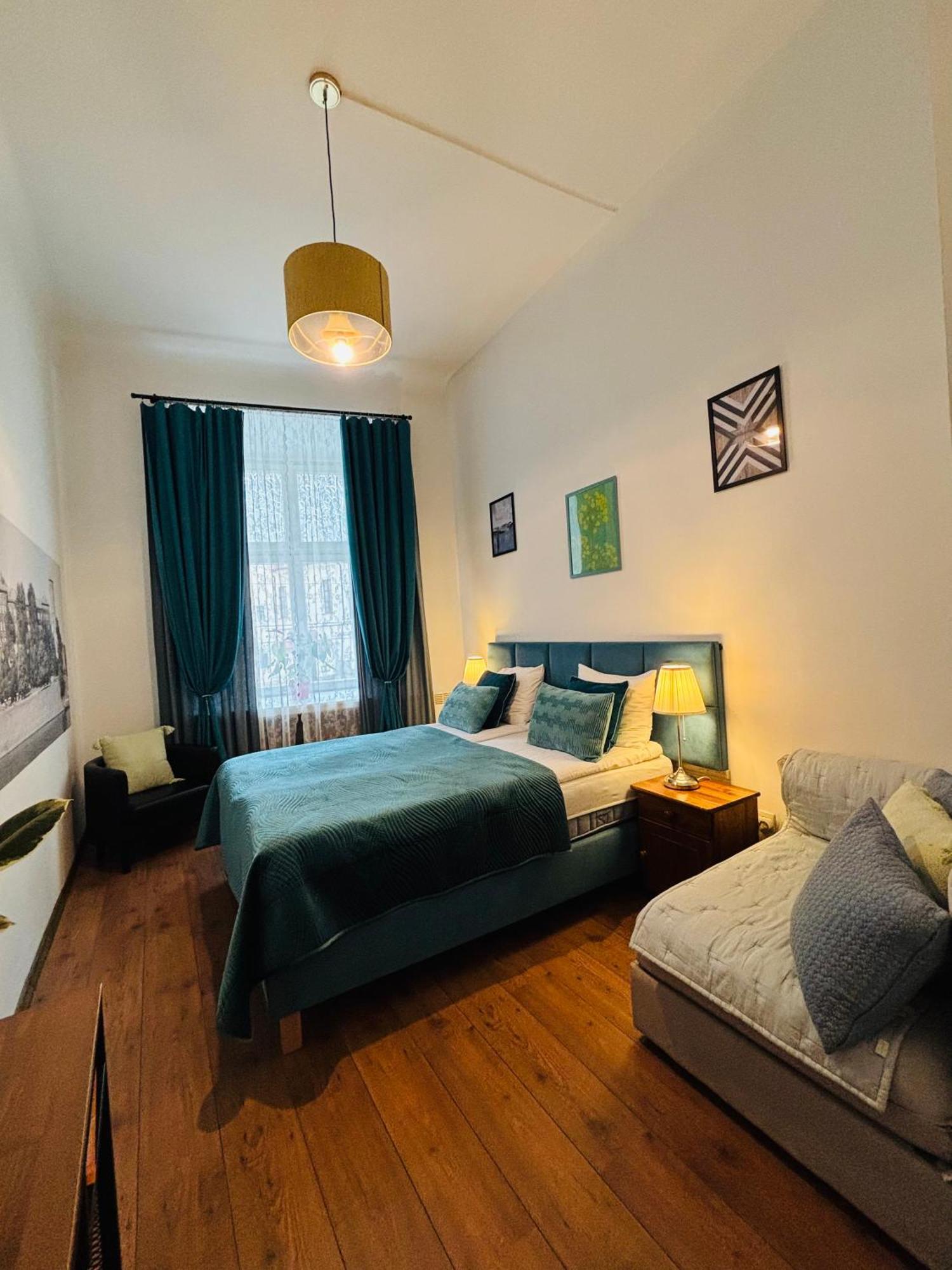Krakow Apartments & Rooms Ngoại thất bức ảnh